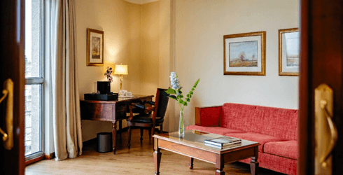 hotel room image