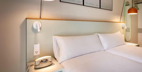 hotel room image
