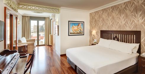 hotel room image