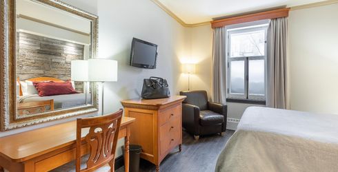 hotel room image