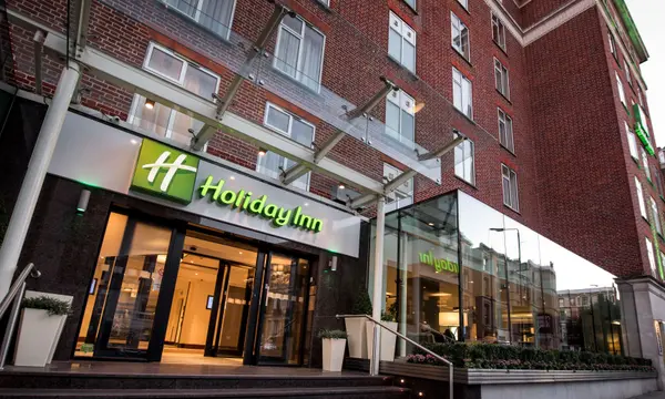 Holiday Inn London Kensington High St. by IHG hotel in Londres