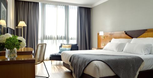 hotel room image